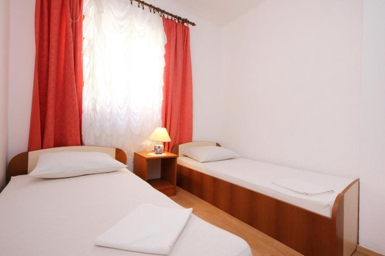 Apartments Tonka - 150M From The Sea & Parking Orebić Extérieur photo