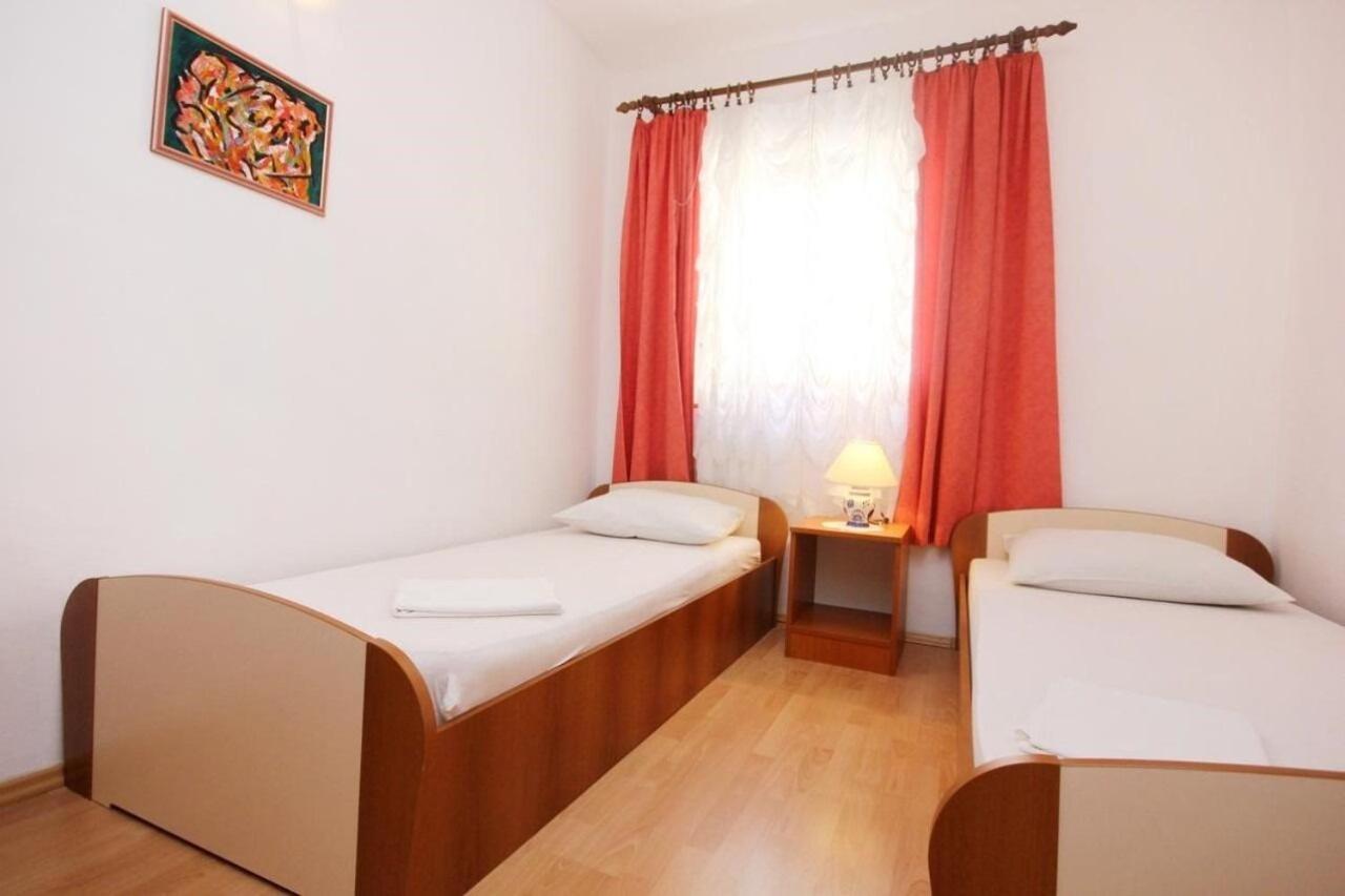 Apartments Tonka - 150M From The Sea & Parking Orebić Extérieur photo